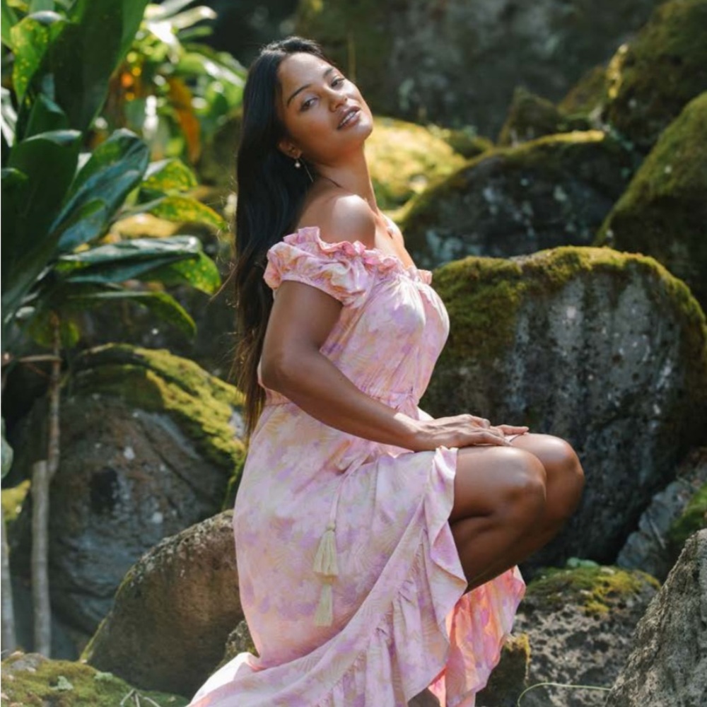 Tiare Hawaii Made from Banana Fabric NWT Riviera Dress